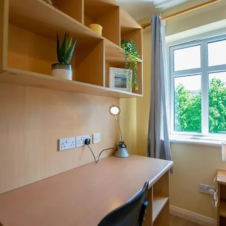 88 - Spacious Townhouse By Shortstays Сasa de vacaciones *