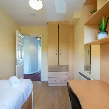 Сasa de vacaciones 88 - Spacious Townhouse By Shortstays *